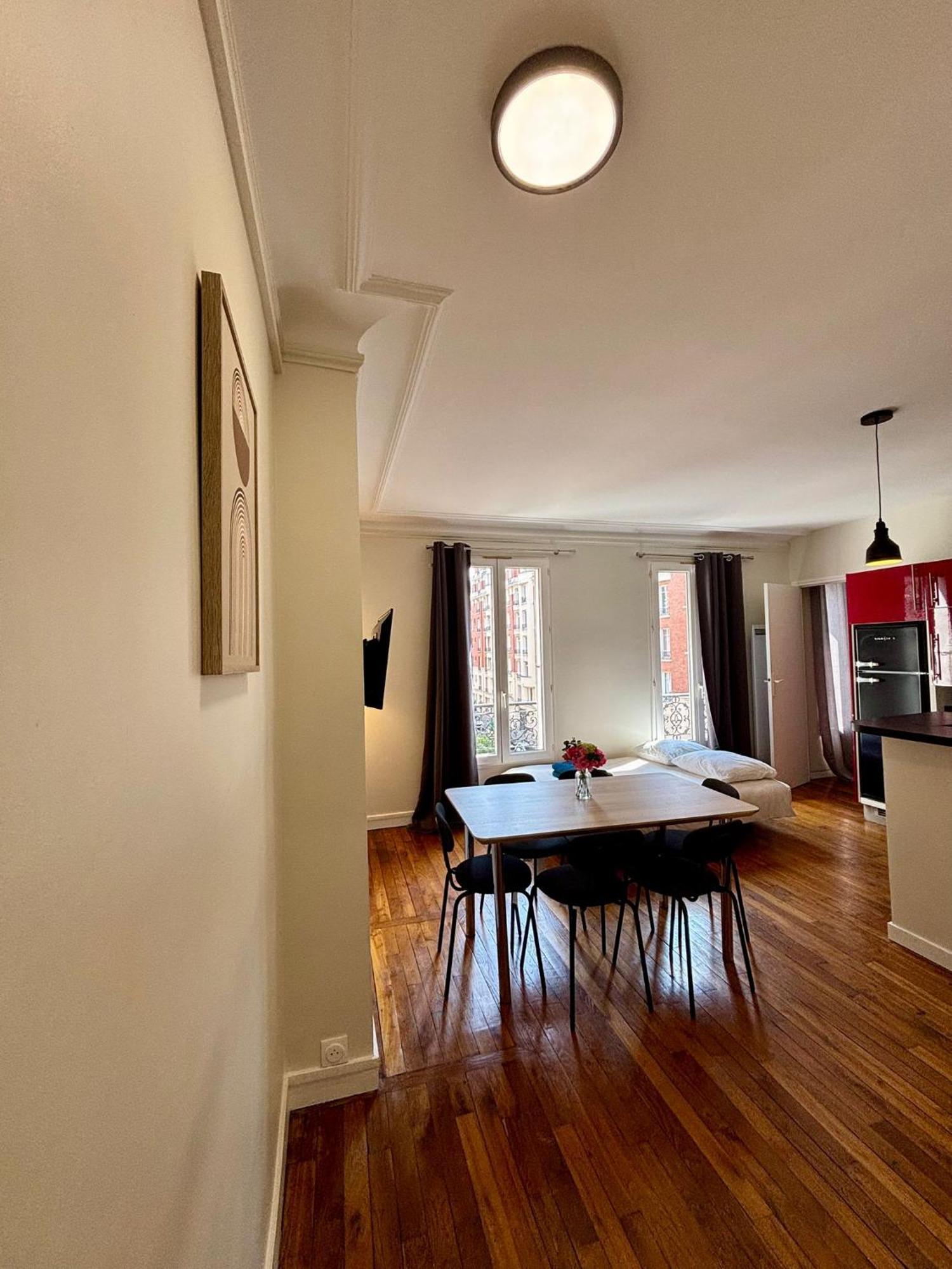 Commerce Tour Eiffel Appartamento *